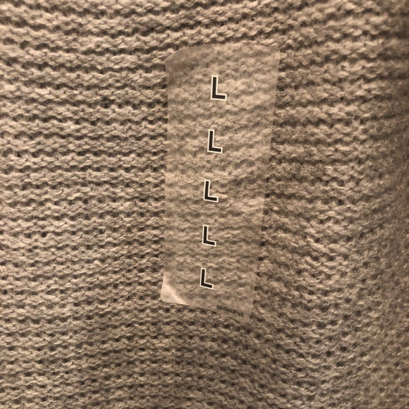 Uniqlo sweater tunic top - Picture 5 of 5